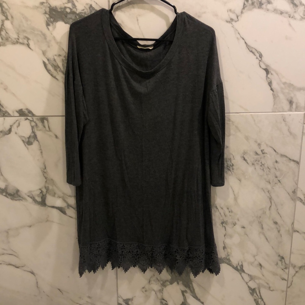 Gray tunic with lace bottom